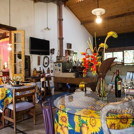 Casa Iris De Van Gogh Hotel Brumadinho Zewnętrze zdjęcie